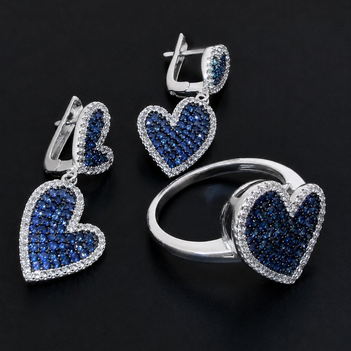 Conjunto Par de Brincos e Anel Coração de Prata com Diamantes de Laboratório e Safiras - Imagem 2